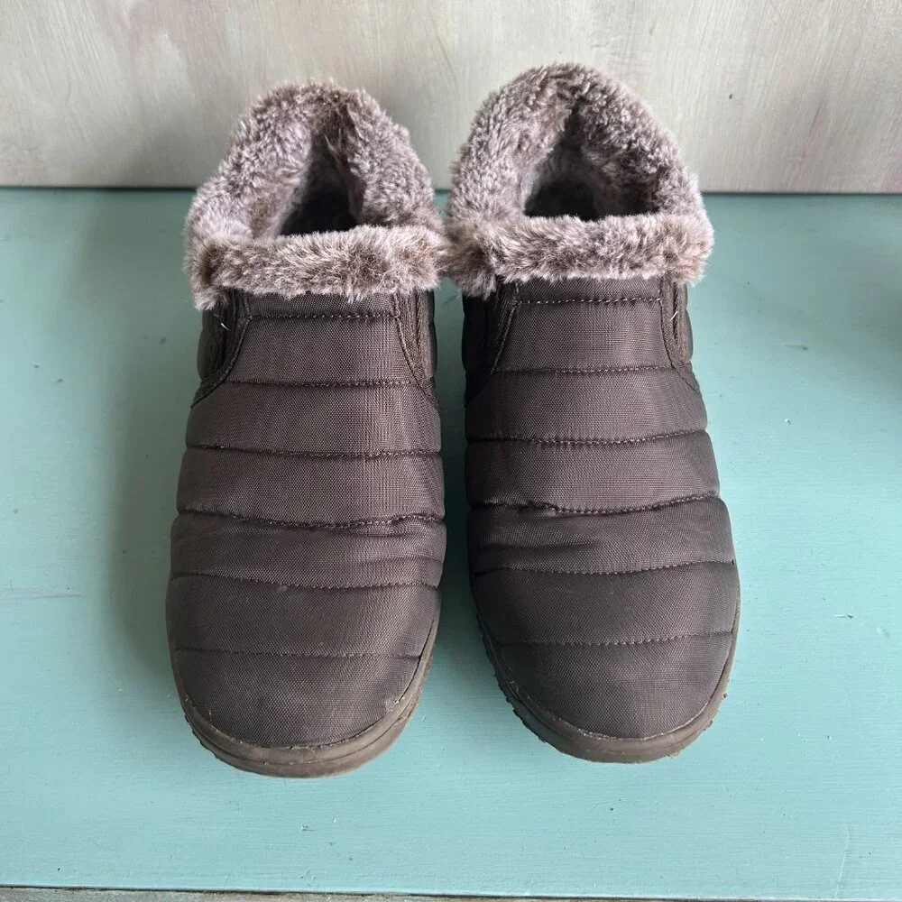 Minnetonka Timpson Tulsa Slip-On Snowshoes Low Tops Women's Size 9 Fur Lined